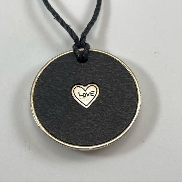 Vintage BRIGHTON MEDALLION LARGE Disc Cord NECKLACE Reversible - Picture 7 of 8